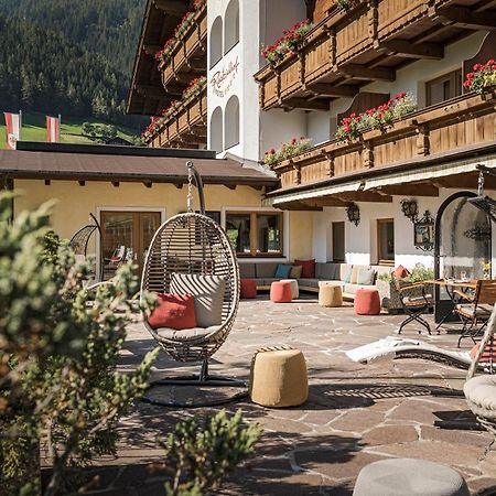 Hotel Rastbichlhof Neustift im Stubaital Eksteriør billede