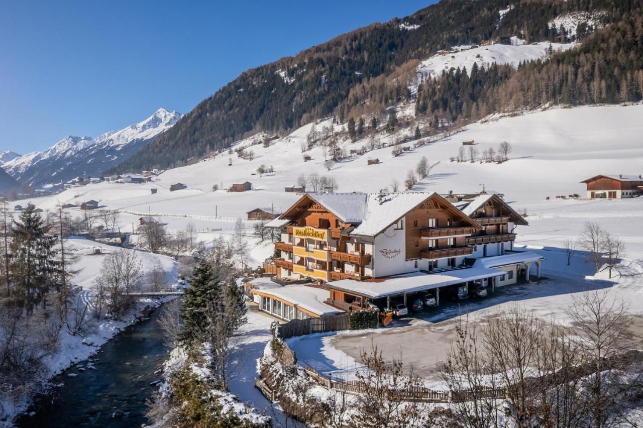 Hotel Rastbichlhof Neustift im Stubaital Eksteriør billede